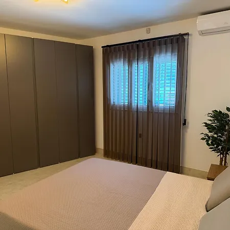 Maisonette Deluxe Malta St Julians アパート Is-Swieqi